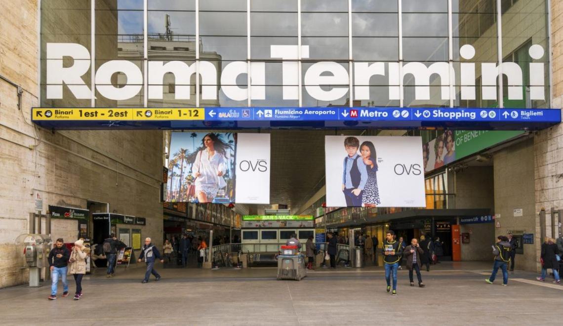 [Colosseo-Termini 5 ✶✶✶✶] Elegante Appartamento Rom Exteriör bild