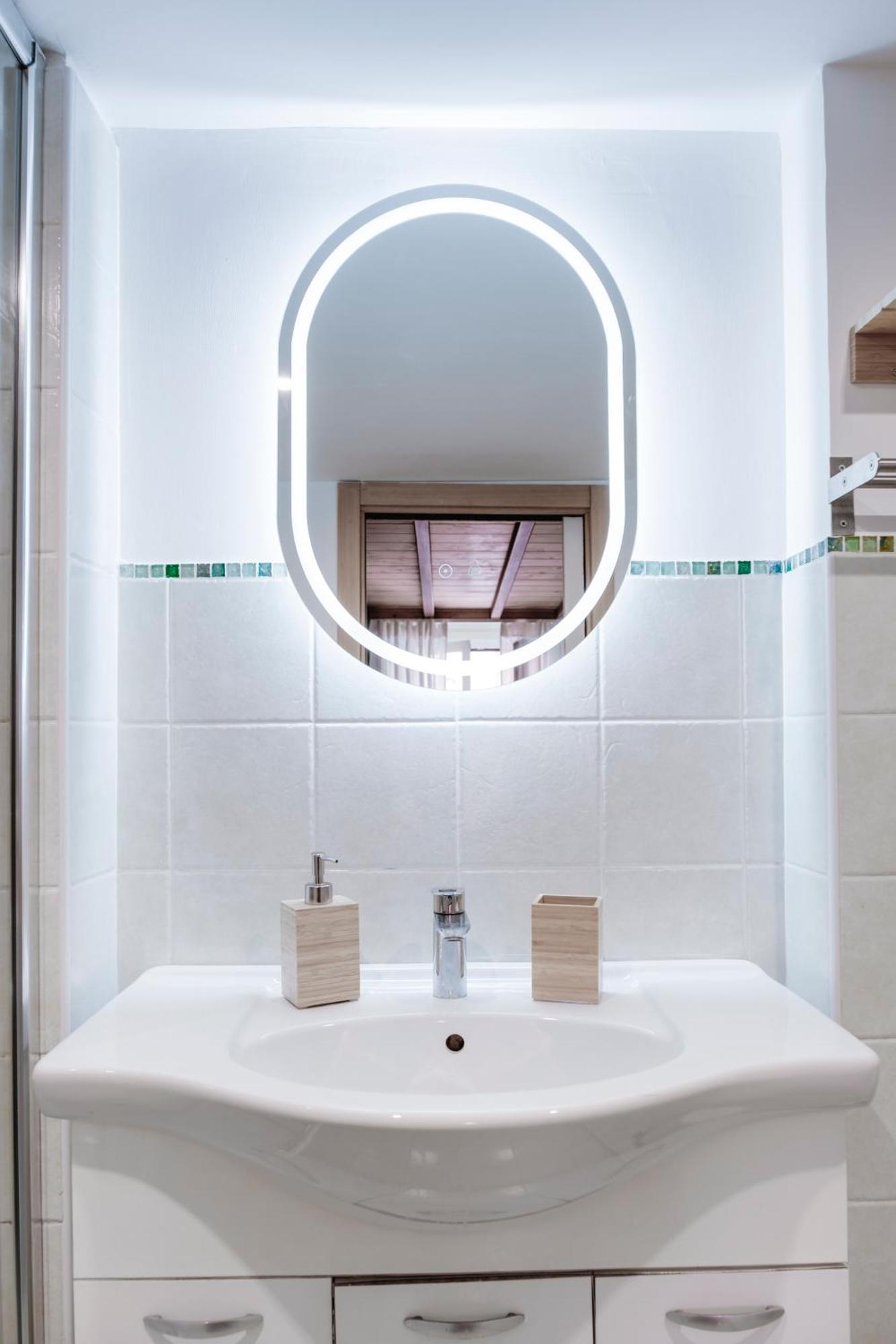 [Colosseo-Termini 5 ✶✶✶✶] Elegante Appartamento Rom Exteriör bild